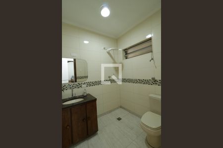 Casa à venda com 249m², 4 quartos e 3 vagasBanheiro 1