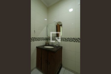 Casa à venda com 249m², 4 quartos e 3 vagasBanheiro 1