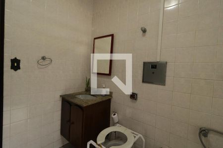 Casa à venda com 249m², 4 quartos e 3 vagasBanheiro da Suite