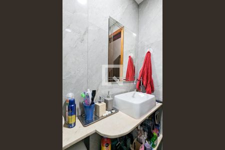 Apartamento à venda com 55m², 2 quartos e 1 vaga Apartamento à venda com 55m², 2 quartos e 1 vagaBanheiro