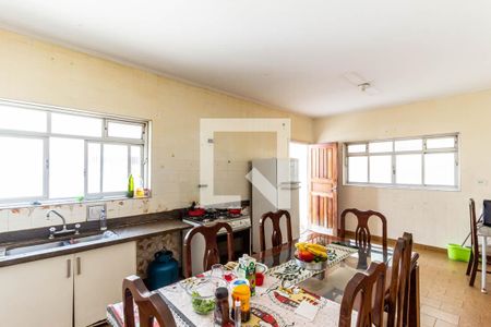 Casa para alugar com 400m², 4 quartos e 8 vagasCozinha