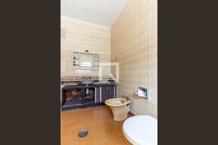 Casa para alugar com 400m², 4 quartos e 8 vagasBanheiro Social