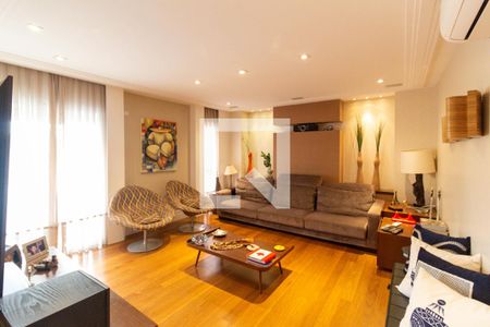 Sala de TV de apartamento à venda com 4 quartos, 342m² em Vila Mariana, São Paulo