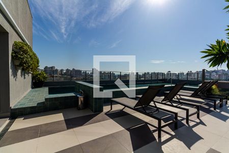 Apartamento para alugar com 33m², 1 quarto e 1 vagaÁrea comum - Piscina