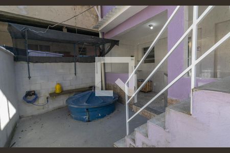 Casa para alugar com 130m², 2 quartos e 1 vagaÁrea externa