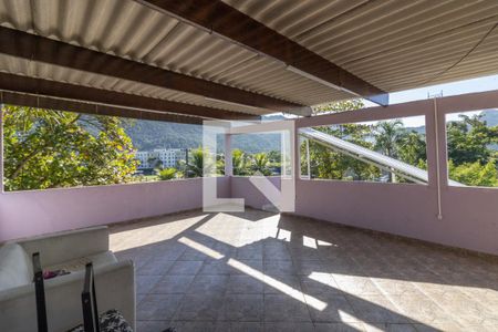 Casa para alugar com 130m², 2 quartos e 1 vagaTerraço