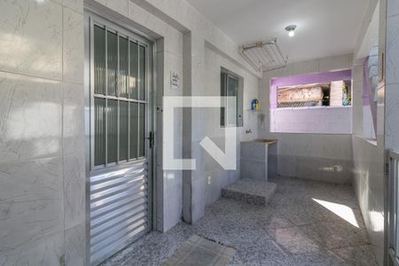 Casa para alugar com 130m², 2 quartos e 1 vagaÁrea de Serviço