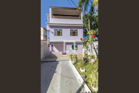 Casa para alugar com 130m², 2 quartos e 1 vagaÁrea externa