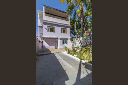 Casa para alugar com 130m², 2 quartos e 1 vagaÁrea externa