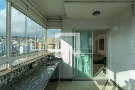 Varanda de apartamento à venda com 2 quartos, 165m² em Santa Efigênia, Belo Horizonte