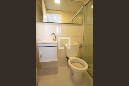 Banheiro Social de kitnet/studio para alugar com 1 quarto, 17m² em Tijuca, Rio de Janeiro