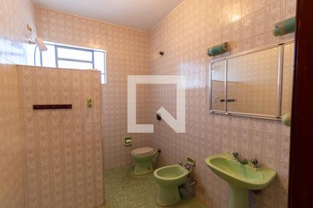 Banheiro da Suíte de casa à venda com 3 quartos, 189m² em Jardim Campo Grande, São Paulo