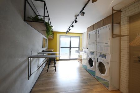 Studio para alugar com 26m², 1 quarto e sem vaga Studio para alugar com 26m², 1 quarto e sem vagaÁrea comum - Lavanderia