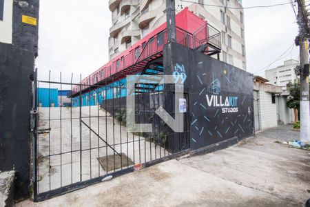 Fachada de kitnet/studio para alugar com 1 quarto, 10m² em Vila Osasco, Osasco