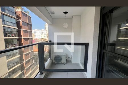 Sacada de kitnet/studio para alugar com 1 quarto, 26m² em Pinheiros, São Paulo