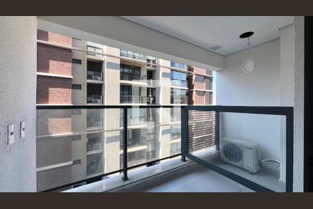 Sacada de kitnet/studio para alugar com 1 quarto, 26m² em Pinheiros, São Paulo