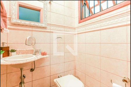 Casa à venda com 223m², 3 quartos e 4 vagas