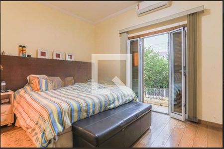 Casa à venda com 3 quartos, 223m² em Alto de Pinheiros, São Paulo