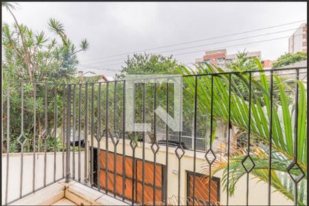 Casa à venda com 3 quartos, 223m² em Alto de Pinheiros, São Paulo