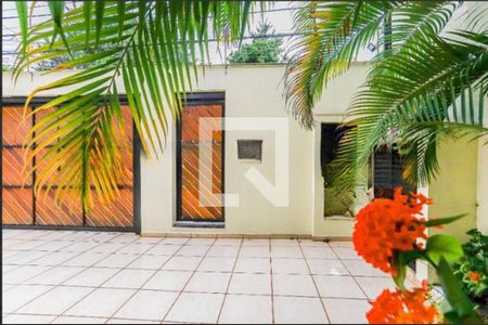 Casa à venda com 3 quartos, 223m² em Alto de Pinheiros, São Paulo