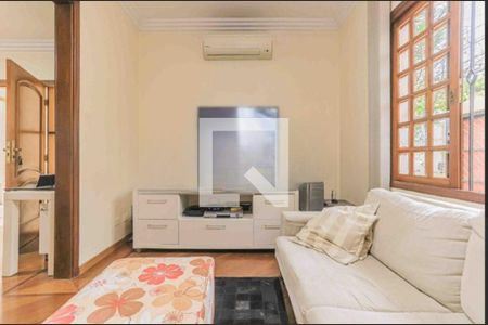 Casa à venda com 223m², 3 quartos e 4 vagas