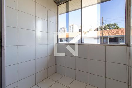 Sacada de apartamento para alugar com 2 quartos, 42m² em Campo Comprido, Curitiba
