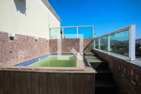 Apartamento para alugar com 130m², 2 quartos e 1 vaga Apartamento para alugar com 130m², 2 quartos e 1 vagaÁrea comum - Piscina