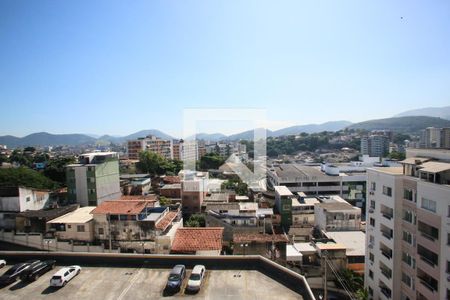 Apartamento para alugar com 130m², 2 quartos e 1 vaga Apartamento para alugar com 130m², 2 quartos e 1 vagaVista da Piscina
