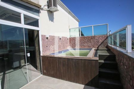 Apartamento para alugar com 130m², 2 quartos e 1 vaga Apartamento para alugar com 130m², 2 quartos e 1 vagaPiscina