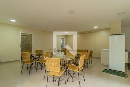 Apartamento para alugar com 55m², 2 quartos e 1 vaga Apartamento para alugar com 55m², 2 quartos e 1 vagaÁrea comum - Salão de festas