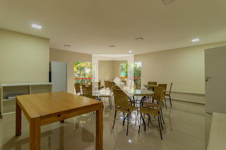 Apartamento para alugar com 55m², 2 quartos e 1 vaga Apartamento para alugar com 55m², 2 quartos e 1 vagaÁrea comum - Salão de festas