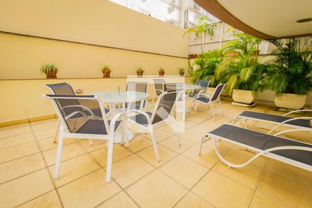 Apartamento à venda com 45m², 1 quarto e 1 vagaÁrea comum - Piscina