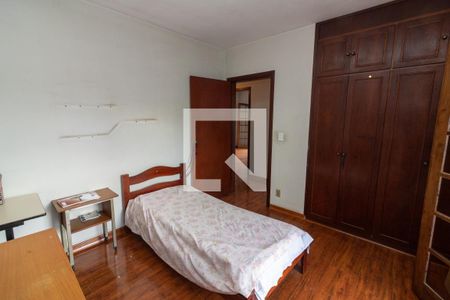 Quarto 1 de casa para alugar com 3 quartos, 197m² em Jardim Londrina, São Paulo