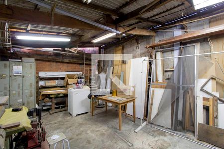 Casa à venda com 185m², 2 quartos e 1 vaga Casa à venda com 185m², 2 quartos e 1 vagaQuintal
