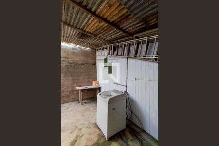 Casa à venda com 185m², 2 quartos e 1 vaga Casa à venda com 185m², 2 quartos e 1 vagaQuintal