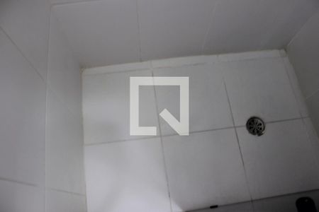 Casa de condomínio à venda com 130m², 3 quartos e 2 vagasBanheiro da 1º Suíte