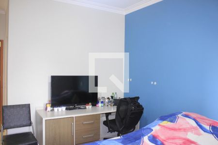 Casa de condomínio à venda com 130m², 3 quartos e 2 vagasSuíte 3