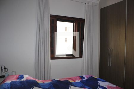 Casa de condomínio à venda com 130m², 3 quartos e 2 vagasSuíte 3