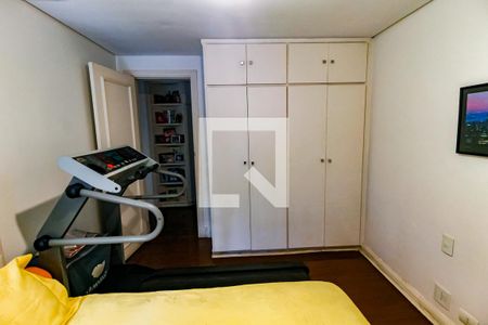 Apartamento para alugar com 280m², 4 quartos e 4 vagas Apartamento para alugar com 280m², 4 quartos e 4 vagasSuíte - armários