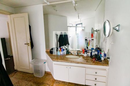 Apartamento para alugar com 280m², 4 quartos e 4 vagas Apartamento para alugar com 280m², 4 quartos e 4 vagasBanheiro 1 -Suíte master