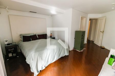 Apartamento para alugar com 280m², 4 quartos e 4 vagas Apartamento para alugar com 280m², 4 quartos e 4 vagasSuíte master