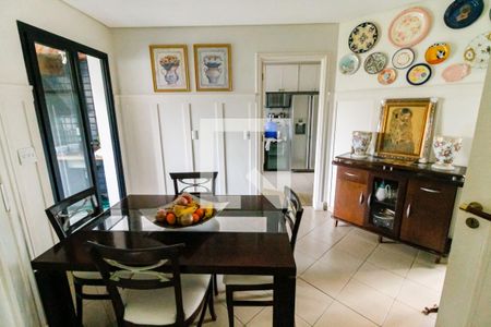 Apartamento para alugar com 280m², 4 quartos e 4 vagas Apartamento para alugar com 280m², 4 quartos e 4 vagasCopa