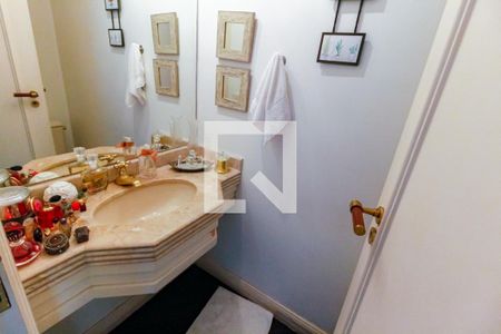 Apartamento para alugar com 280m², 4 quartos e 4 vagas Apartamento para alugar com 280m², 4 quartos e 4 vagasLavabo