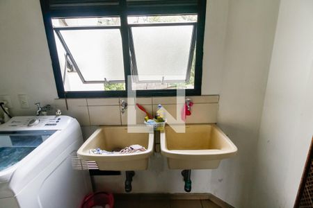 Apartamento para alugar com 280m², 4 quartos e 4 vagas Apartamento para alugar com 280m², 4 quartos e 4 vagasDetalhe da area de serviço