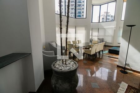 Apartamento para alugar com 280m², 4 quartos e 4 vagas Apartamento para alugar com 280m², 4 quartos e 4 vagasÁrea comum - Salão de festas