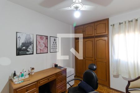 Apartamento à venda com 90m², 3 quartos e 1 vagaQuarto 02