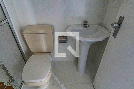 Apartamento à venda com 56m², 3 quartos e 1 vaga Apartamento à venda com 56m², 3 quartos e 1 vagaBanheiro