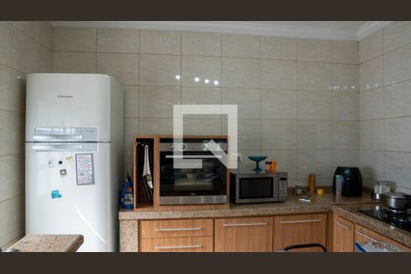 Casa à venda com 137m², 3 quartos e 3 vagascozinha