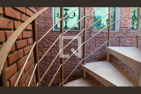 Casa à venda com 137m², 3 quartos e 3 vagasescada