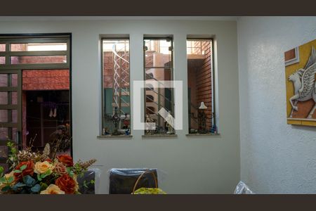 Casa à venda com 137m², 3 quartos e 3 vagasdetalhes